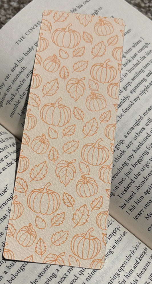 Autumn Pumpkin Bookmark: Seasonal Reader's Gift